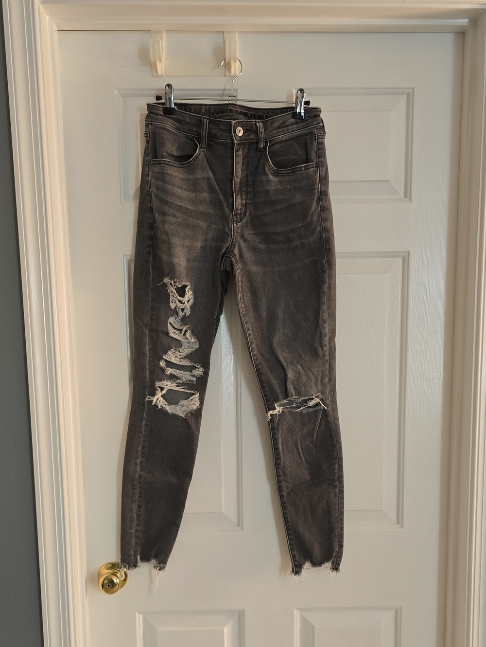 American Eagle Ripped High-Rise Skinny Jeans in Washed Gray